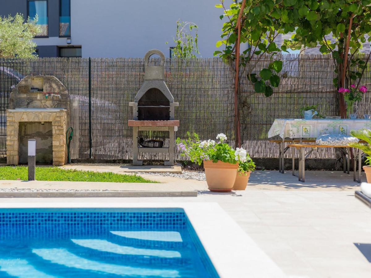 Apartment Chiara By Interhome Novigrad Istria 外观 照片
